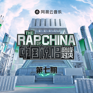 女学生被❌c🐻扒衣服
