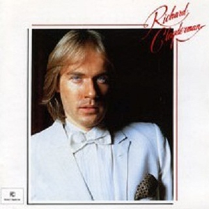 女学生被❌c🐻扒衣服
